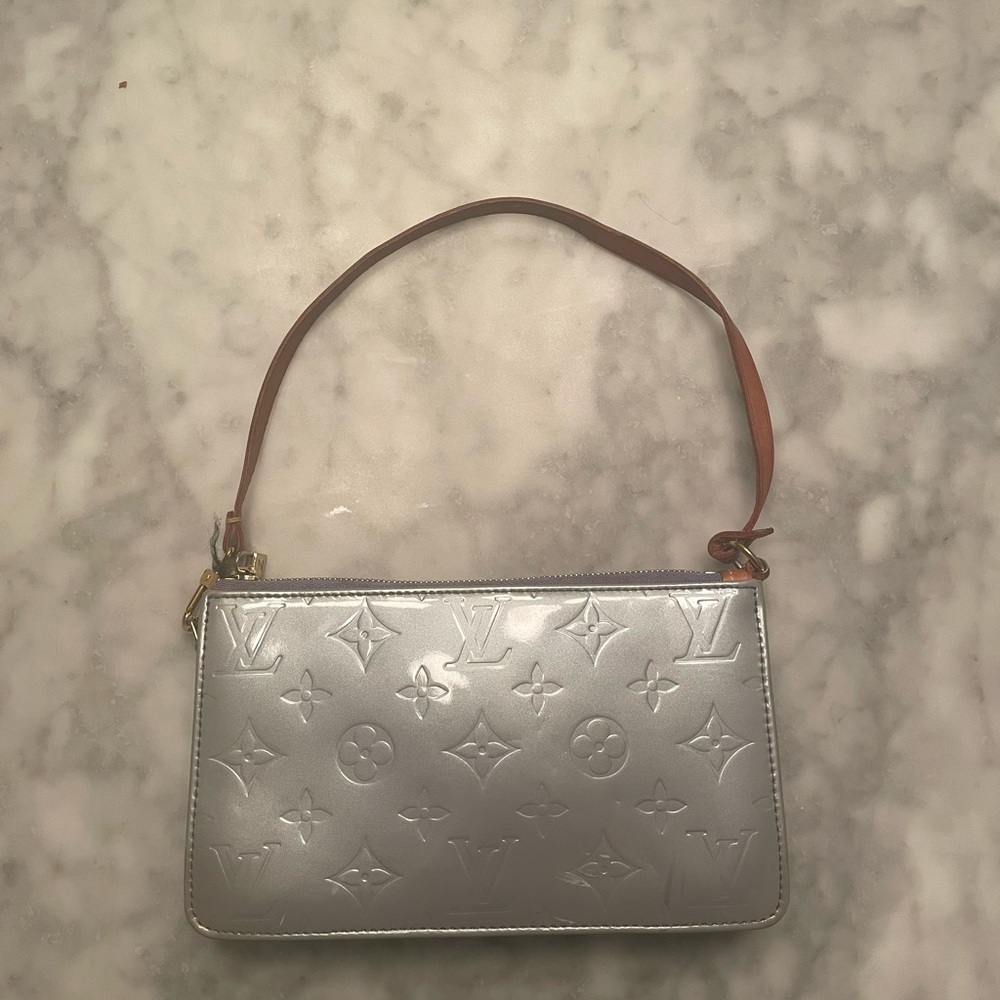 Louis Vuitton Lexington Pochette Monogram Vernis